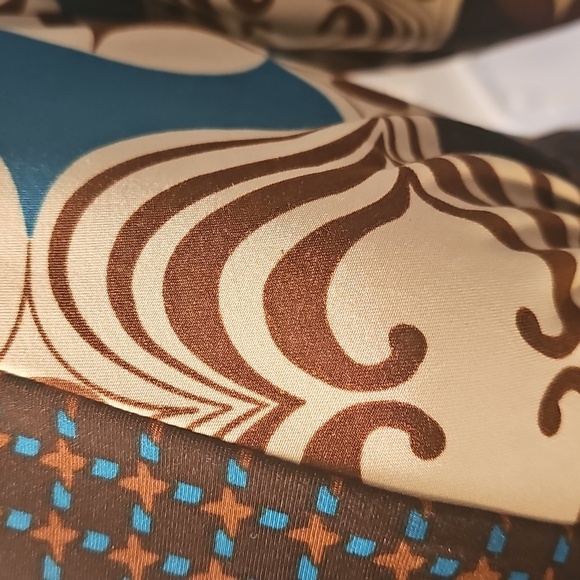 Enfocus Studio, V-Neck, Brown/Blue Print "Wrap" Fitted Dress, Women's Size 6 - Picture 7 of 12